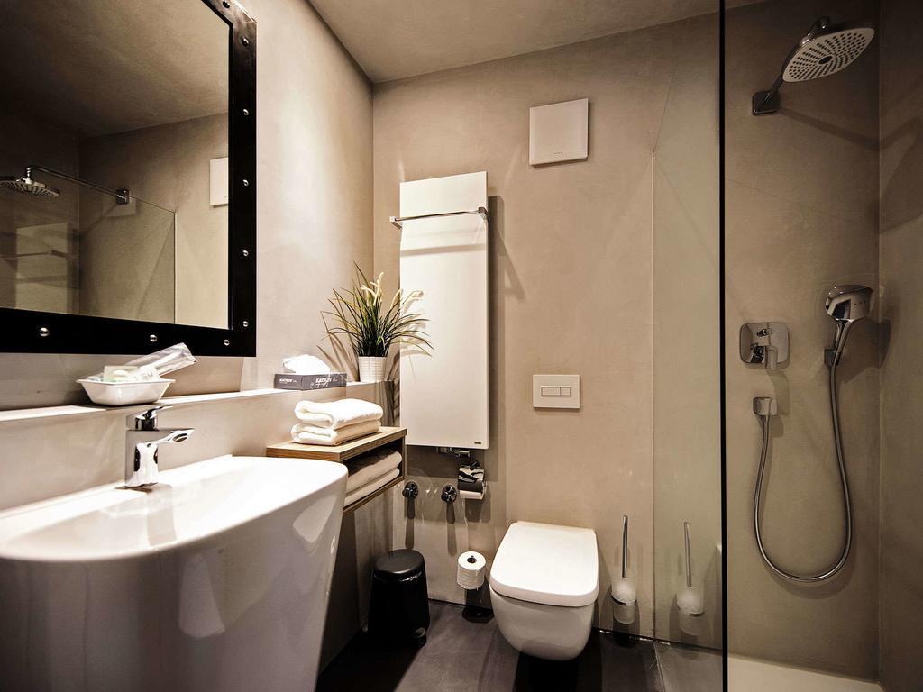 Alexxanders Hotel & Boardinghouse, Restaurant 켐니츠 외부 사진