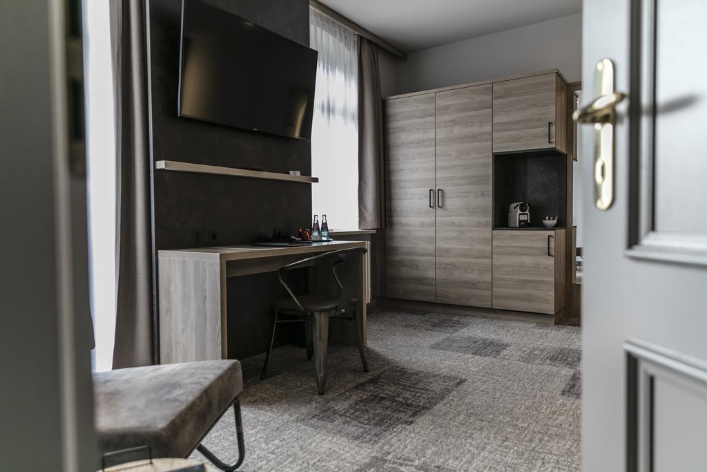 Alexxanders Hotel & Boardinghouse, Restaurant 켐니츠 외부 사진
