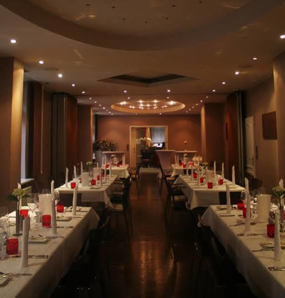 Alexxanders Hotel & Boardinghouse, Restaurant 켐니츠 외부 사진